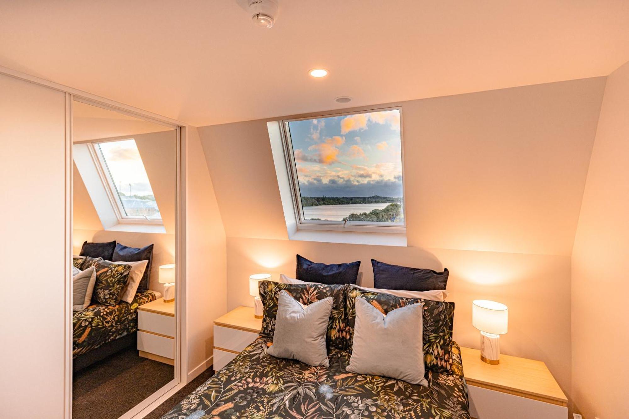 Johnston Apartments - Award-Winning Building, Your Unforgettable Stay Whanganui Buitenkant foto