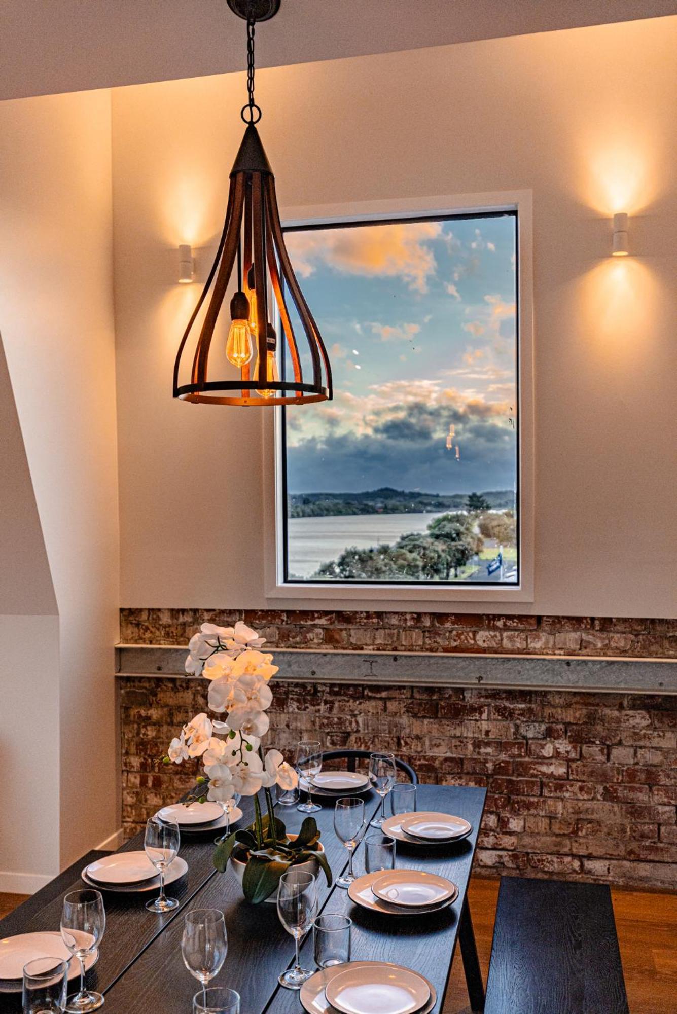 Johnston Apartments - Award-Winning Building, Your Unforgettable Stay Whanganui Buitenkant foto