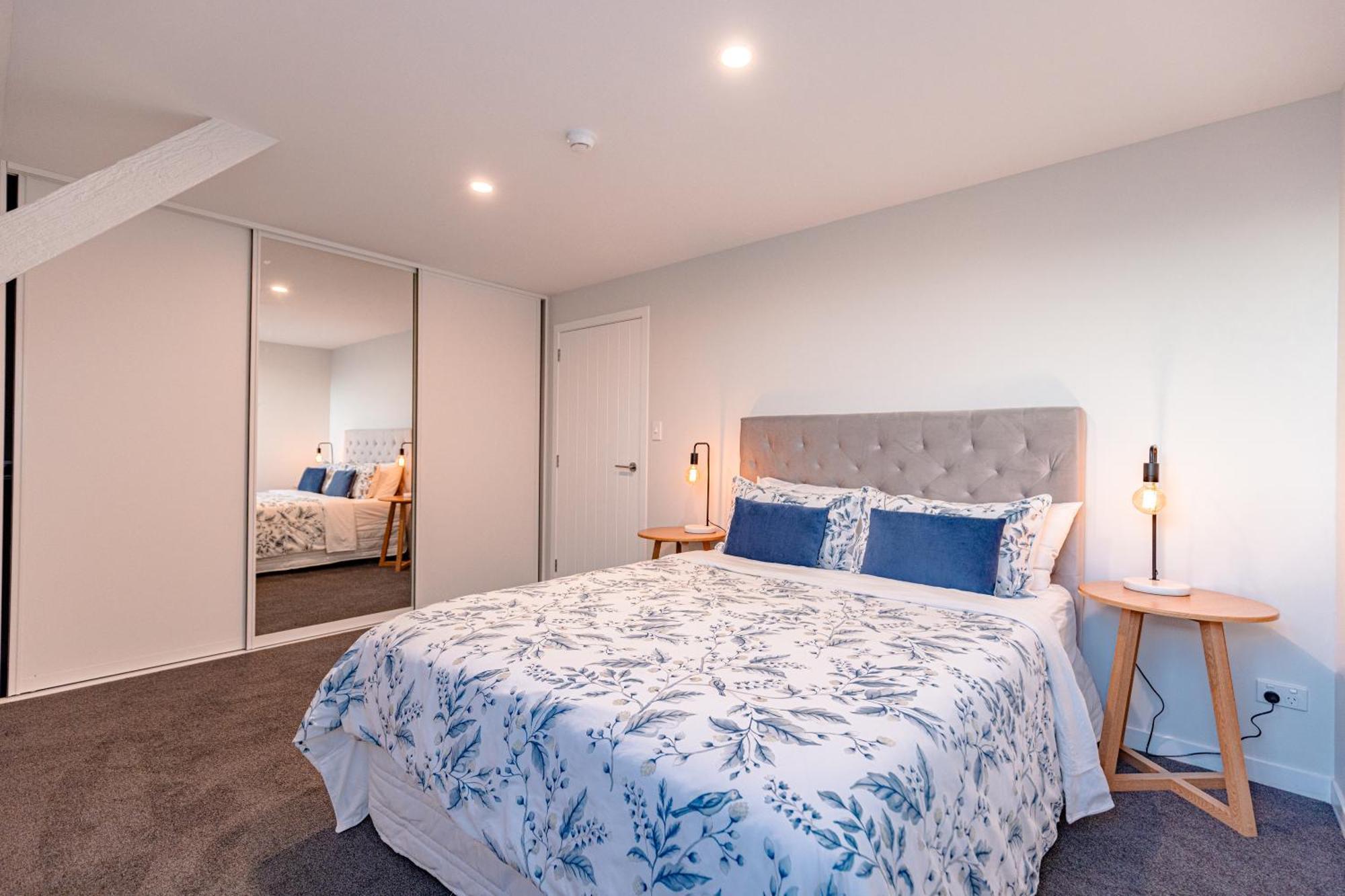 Johnston Apartments - Award-Winning Building, Your Unforgettable Stay Whanganui Buitenkant foto